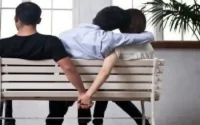 Emprisonnés pour une relation extra-conjugale