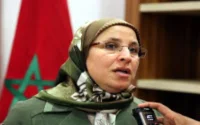 Forbes met Bassima Hakkaoui dans l'embarras