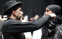 Enorme succès du styliste marocain Aziz Bekkaoui à la Amsterdam Fashion Week