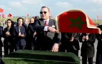 Colère royale : les premières têtes tombent