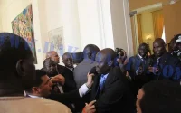 Altercation entre les gardes du corps de Mohammed VI et ceux du président Sénégalais