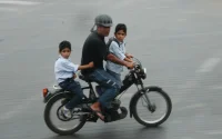 Maroc : les autorités durcissent le ton face aux motos légères, les propriétaires protestent