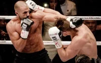 Badr Hari perd son combat contre Rico Verhoeven (vidéo et photos)
