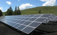 Italie : des Marocains en prison pour avoir volé 1000 panneaux solaires