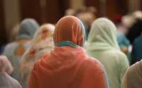 Une musulmane agressée violemment par des jeunes en Espagne