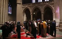 Paris : une église ouvre ses portes à des musulmans pour prier