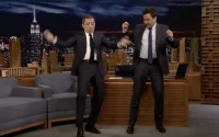 Gad Elmaleh enseigne aux Américains le déhanché marocain (vidéo)