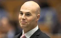 Pays-Bas : un ex-député islamophobe se convertit à l'islam