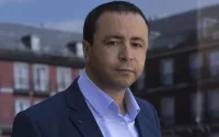 La France accorde l'asile politique à un avocat du Hirak