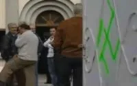 Des graffitis néonazis à la Mosquée de Paris