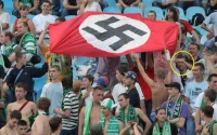 Que faire contre les racistes dans les stades ?