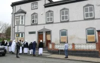 Grande-Bretagne : inculpation d'un homme ayant vandalisé cinq mosquées