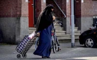 Pays-Bas : les femmes voilées de plus en plus agressées