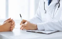 Maroc : 10 ans de prison pour un médecin escroc