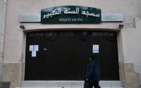 La France ferme des mosquées