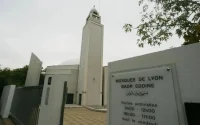 La grande mosquée de Lyon offre des repas aux personnels soignants