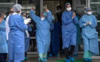 Le risque de contamination au Covid-19 reste plus élevé chez les soignants