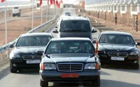 Les voitures du roi Mohammed VI défilent déjà à Al Hoceima