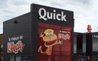 Une famille musulmane refoulée d'un restaurant Quick