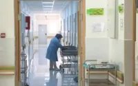 Maroc : un surveillant interpellé pour avoir tenté de violer une infirmière testée positive au Covid-19