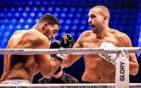 Benjamin Adegbuyi confie avoir résisté aux tentatives d'intimidation de Badr Hari