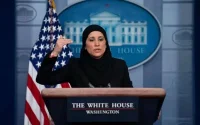 États-Unis : le point de presse à la Maison-Blanche, confié à une femme voilée