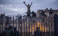 La police bloque l'entrée de 150 migrants subsahariens à Melilla