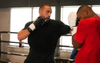 Badr Hari : le champion vraiment à la retraite ?