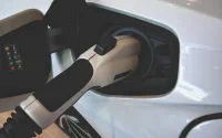 Le Maroc, seul pays au monde à développer la recharge ultra rapide des batteries des voitures électriques