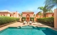 Booking face à la colère des hôteliers marocains