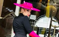 Doigt d'honneur : la Zarra critiquée de toutes parts