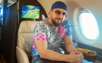 Le chanteur Douzi agacé par la diffusion d'une photo