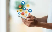 L'UE maintient la veille contre les messages haineux en ligne