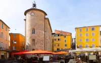 Des tags racistes visant les Maghrébins à Hyères (Var)