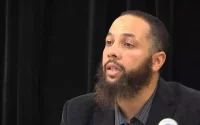 Soutien à la Palestine : l'imam Adil Charkaoui dans le viseur du gouvernement canadien