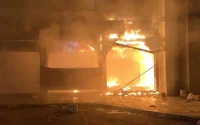 22 magasins partis en fumée à Nador