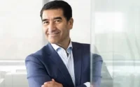 Karim Zéribi appelle à l'unité des Marocains et Algériens de France