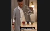Kylian Mbappe excellent dans le service du thé à la marocaine