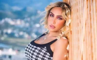 Après avoir demandé le divorce de son milliardaire de mari, Laila Charani regrette