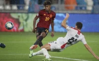 L'Espagne « vole » définitivement Lamine Yamal au Maroc