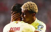 Lamine Yamal regarde de loin le sacre du Maroc au Mondial U20