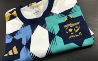 Nouveau maillot algérien : la polémique enfle sur la toile