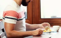 Ramadan : « Pourquoi tu ne jeûnes pas ? » : les non-jeûneurs face aux critiques