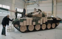 Une société tchèque modernise des chars T-72B pour le Maroc