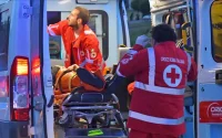 Jeté de sa moto puis passé à tabac : un Marocain attaqué par six hommes en Italie