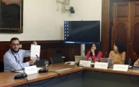 Expulsé d'Espagne, un Marocain porte plainte contre l'État