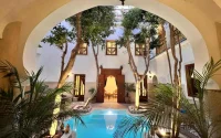 Ces hôtels à Marrakech qui défient la loi