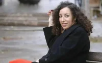 Le voile est une « prison mobile », selon Najat el Hachmi