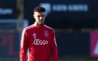 Noussair Mazraoui dément avoir signé avec le FC Barcelone