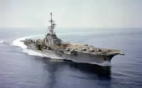Un vieux porte-avions français chargé de produits radioactifs au large du Maroc